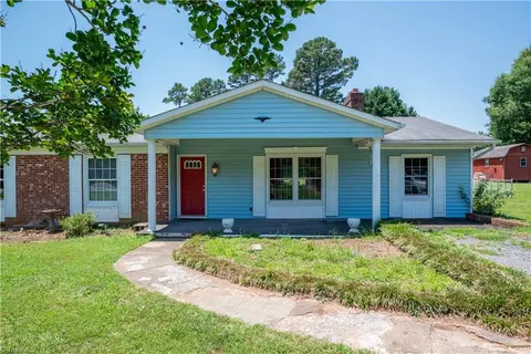 5740 Murray Rd, Winston Salem, NC 27106