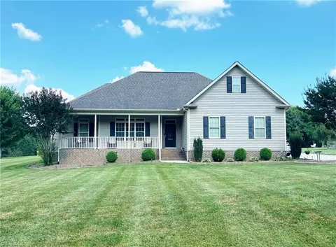 177 Winsome Laurel Ln, Reidsville, NC 27320