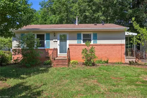 912 Wilson St, Reidsville, NC 27320