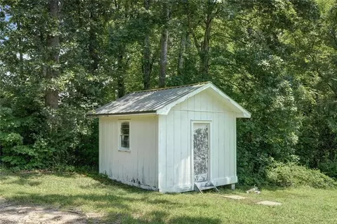 271 Curry Rd, High Point, NC 27265 photo 23