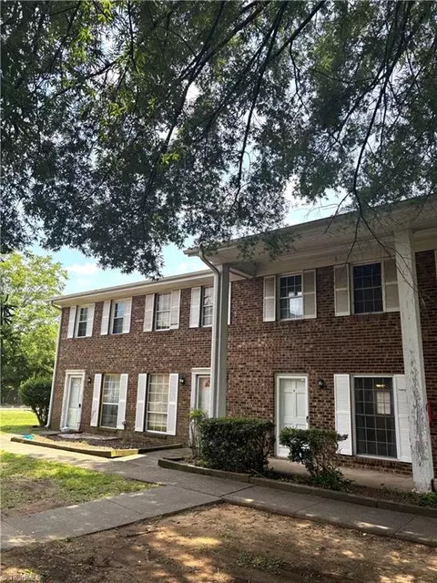 1303 Meadowview Rd W #C, Greensboro, NC 27403
