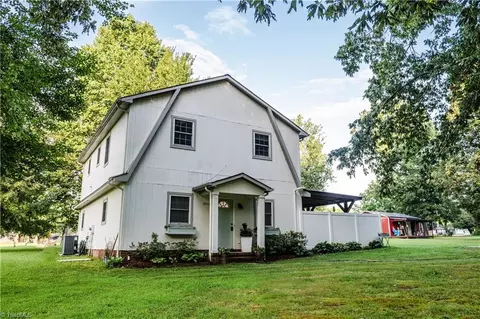 6502 Lake Brandt Rd, Summerfield, NC 27358