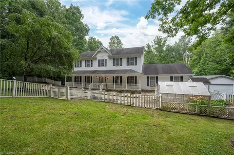 8295 Branson Rd, Stokesdale, NC 27357