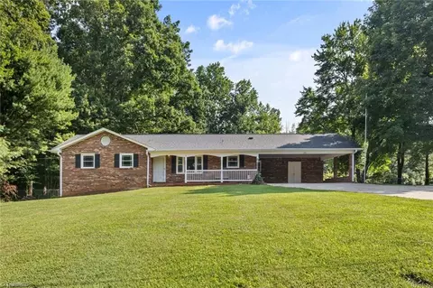2981 Spainhour Mill Rd, Tobaccoville, NC 27050