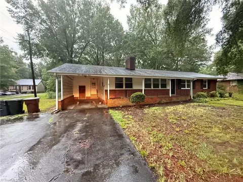 4003 Broadacres Dr, Greensboro, NC 27407