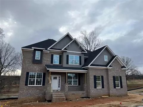 8107 Back Nine Dr #65, Stokesdale, NC 27357