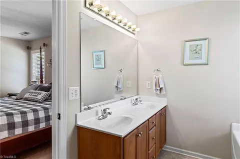 Bath - 129 Dover Dr, King, NC 27021 photo 2 of 3