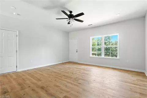 166 Cherry Ln, Clemmons, NC 27012 photo 5