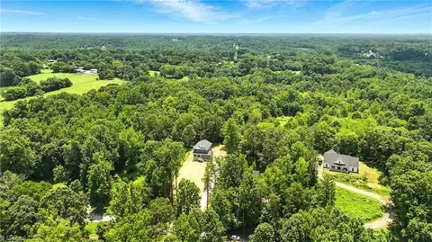 166 Cherry Ln, Clemmons, NC 27012 photo 24