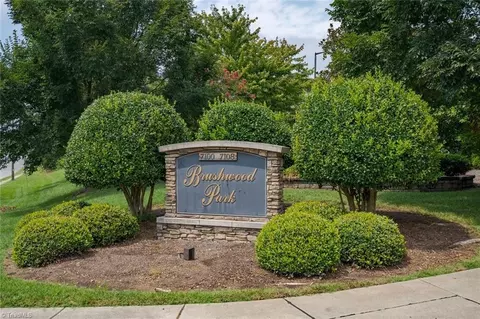 7100 Friendly Ave W #107, Greensboro, NC 27410