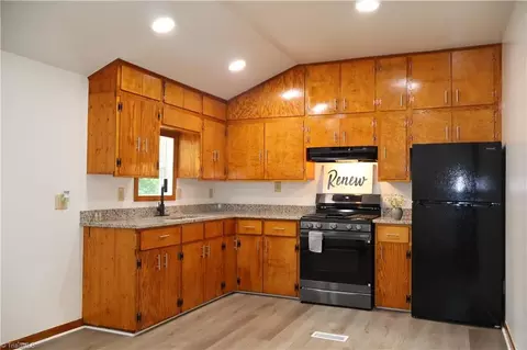 3466 Calloway Dr, Haw River, NC 27258 photo 14