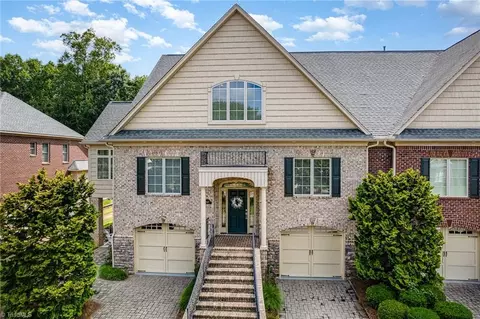 7907 Quiet Pl, Oak Ridge, NC 27310