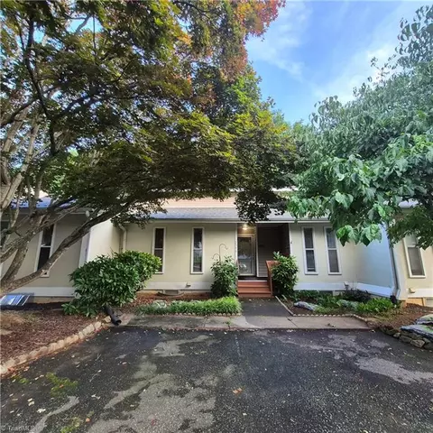 2546 Tantelon Pl, Winston Salem, NC 27127
