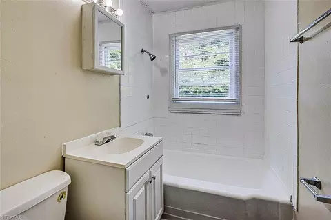 2408 Lexington Ave E, High Point, NC 27262 photo 8