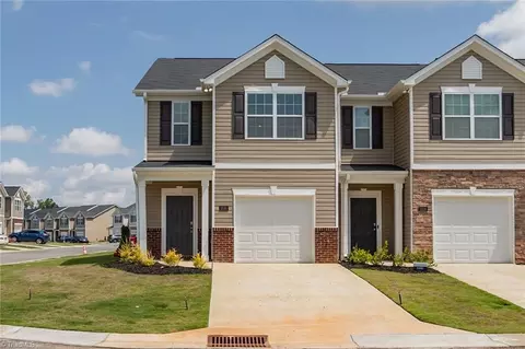 5530 Avery Dr, Trinity, NC 27370
