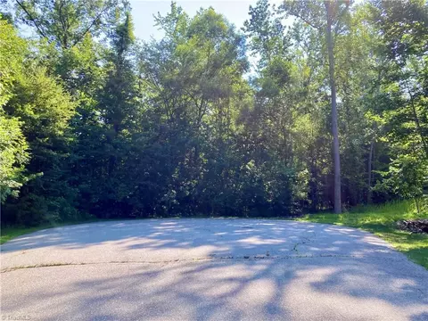 432 Big Tree Rd, High Point, NC 27265 photo 6