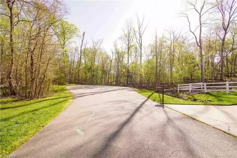 432 Big Tree Rd, High Point, NC 27265 photo 5