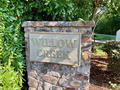 432 Big Tree Rd, High Point, NC 27265