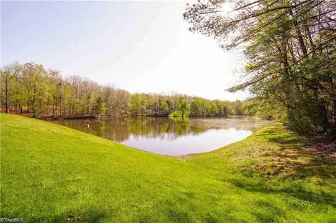 432 Big Tree Rd, High Point, NC 27265 photo 3