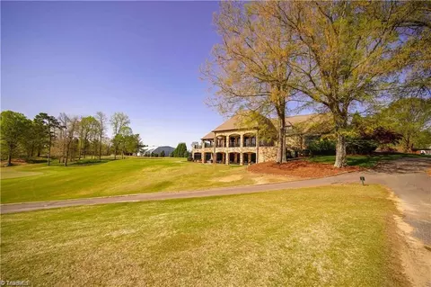 432 Big Tree Rd, High Point, NC 27265 photo 17