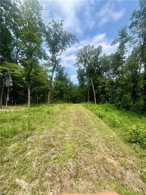 432 Big Tree Rd, High Point, NC 27265 photo 10
