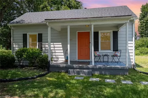 1405 Bogart St, Greensboro, NC 27405