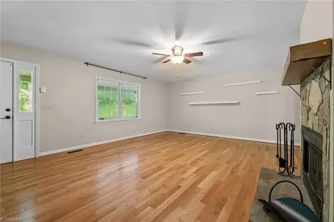 4006 Windspray Loop, Summerfield, NC 27358 photo 8