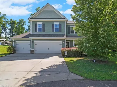 159 Autumn Mist Rd, Statesville, NC 28677