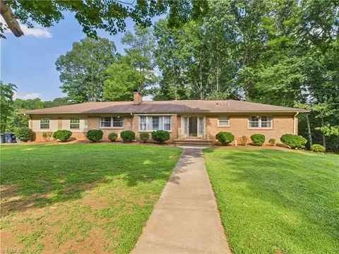 3196 Forest Dr, Randleman, NC 27317 photo 3