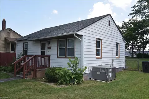 3031 Bon Air Ave, Winston Salem, NC 27105