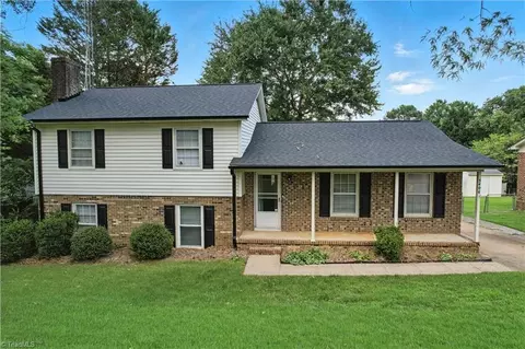 5406 Lawndale Dr, Greensboro, NC 27455