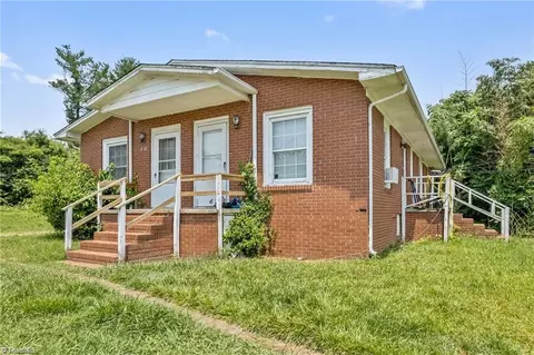 525 Weaver Ave #A & B, Archdale, NC 27263