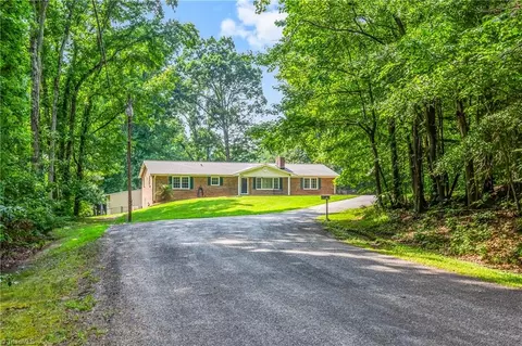 336 Terrie Dr, Winston Salem, NC 27107