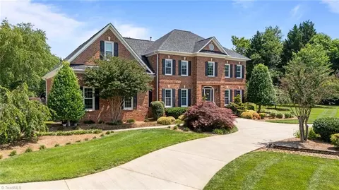 5902 Tarleton Dr, Oak Ridge, NC 27310