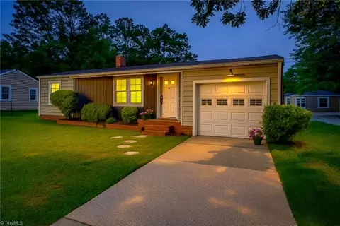 904 906 Willard St, Greensboro, NC 27405