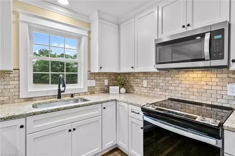 893 Chief Thomas Rd, Harmony, NC 28634 photo 13