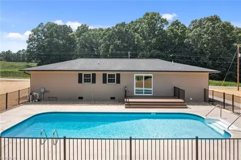 893 Chief Thomas Rd, Harmony, NC 28634 photo 31