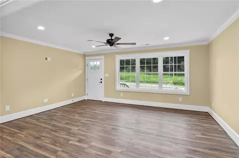 893 Chief Thomas Rd, Harmony, NC 28634 photo 5