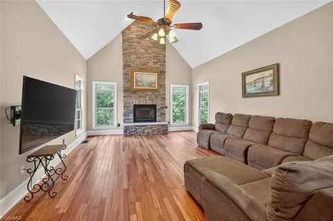5393 Tobacco Rd, Trinity, NC 27370 photo 4