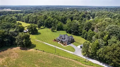5393 Tobacco Rd, Trinity, NC 27370 photo 2