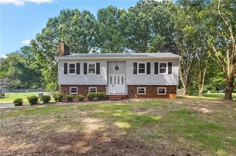 3529 Day Rd, Walkertown, NC 27051