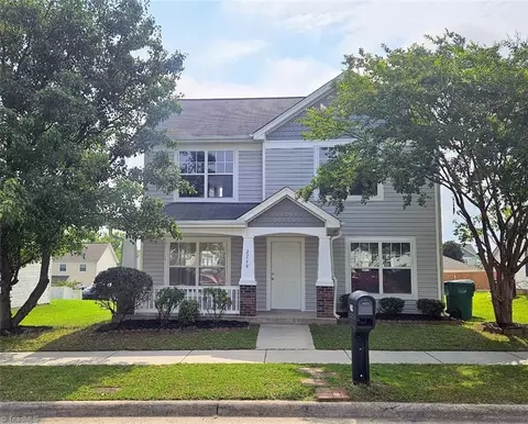 2719 Granville St, High Point, NC 27263