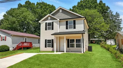 203 Barrington St, Thomasville, NC 27360