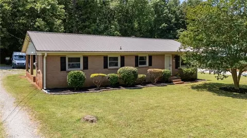 367 Albert Dr, Lexington, NC 27292