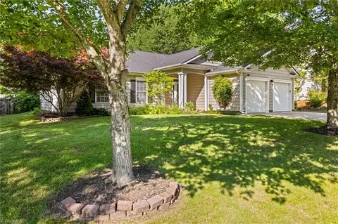 3520 Bent Trace Dr, High Point, NC 27265 photo 3