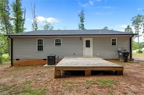 Exterior - 5062 Jordan Valley Rd, Trinity, NC 27370 photo 2 of 3