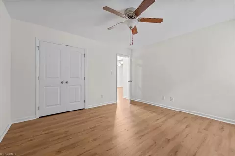 Bedroom - 5062 Jordan Valley Rd, Trinity, NC 27370 photo 2 of 4