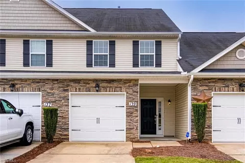 139 Penry Ln, Clemmons, NC 27012