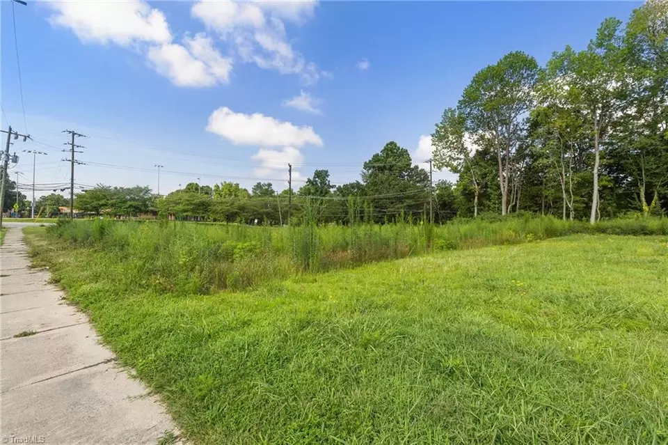  1209 1217 Woodbriar Ave, Greensboro, NC 27405 photo 1