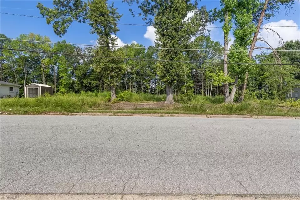  1209 1217 Woodbriar Ave, Greensboro, NC 27405 photo 6